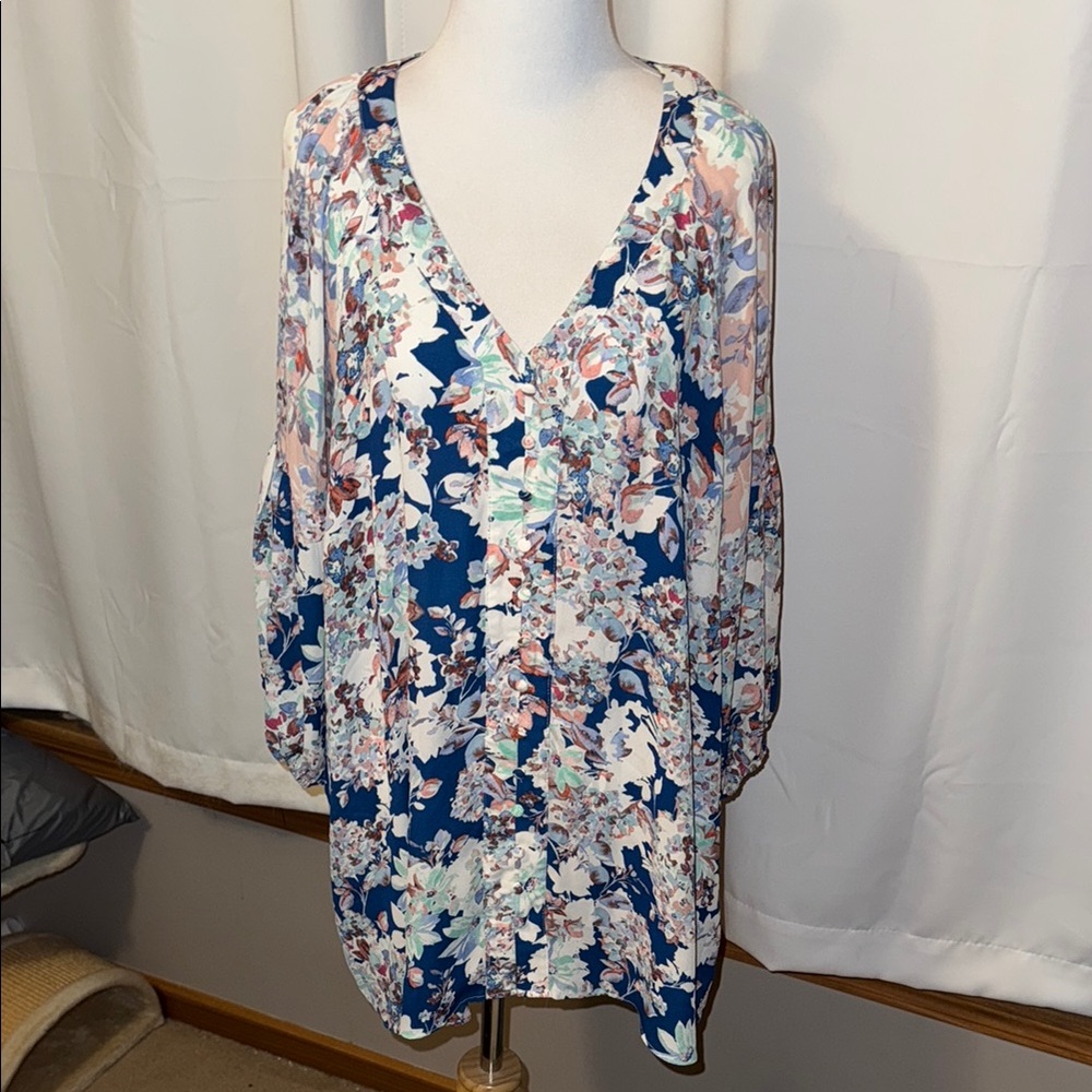 Quarter sleeved blouse